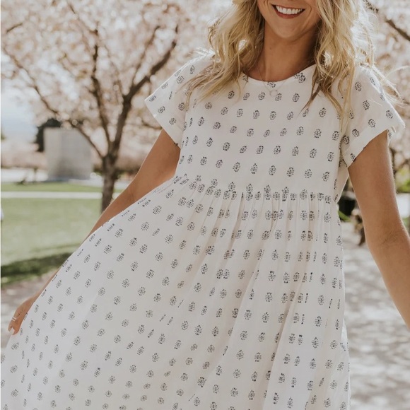 Roolee | Emmi Babydoll Dress - Picture 6 of 8